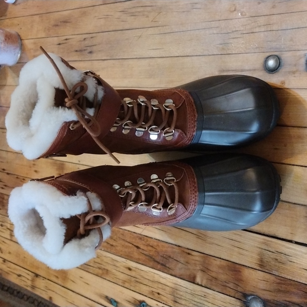 Antonio Melano Duck Boots 7.5
